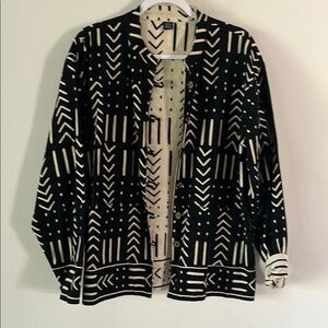 Reversible Black and White Patterned Women's Reversible Jacket L/Xl
